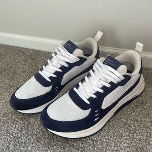 Municipal M.OG sneakers